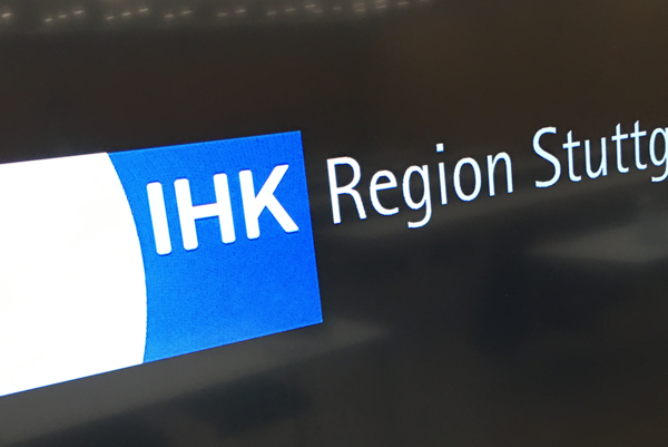 Foto des Logos inklusive des Schriftzugs IHK Region Stuttgart.